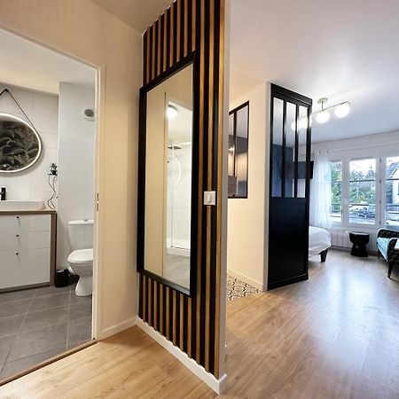 C Le 15 - Studio Cosy Avec Parking ชาร์ตร ภายนอก รูปภาพ