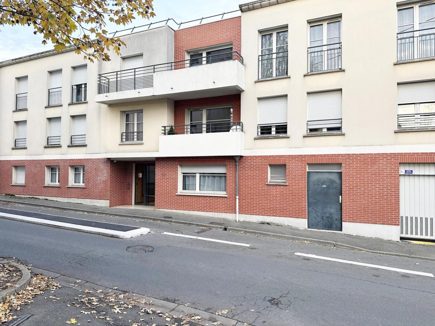 C Le 15 - Studio Cosy Avec Parking ชาร์ตร ภายนอก รูปภาพ